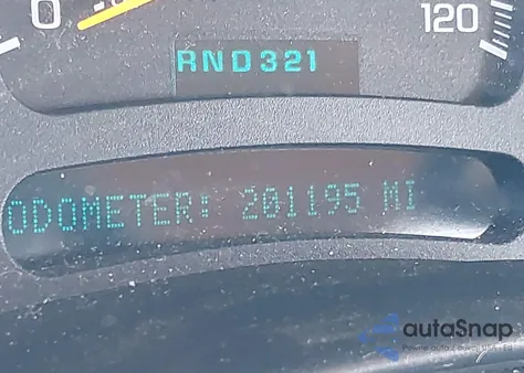 2004 Chevrolet Silverado 2500Hd Ls z USA, uszkodzony, nr VIN 1GCHC29U84E390382